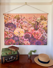 Tendresse - Wallhanging